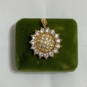 Vintage 1980s Nolan Miller rhinestone runway sunflower 🌻 pendant